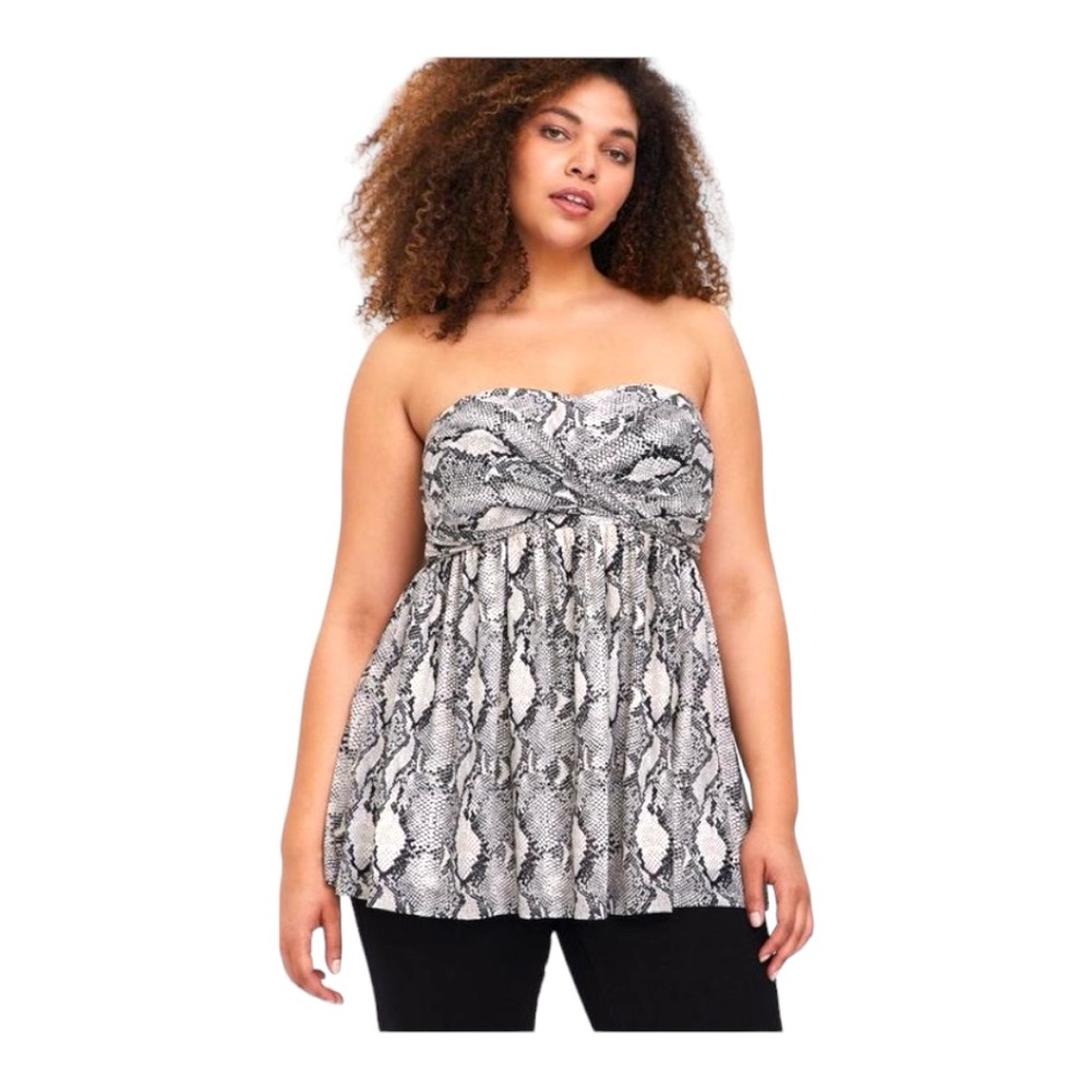 Torrid Baby Doll Blouse Python‎ Print Size 0 (L)